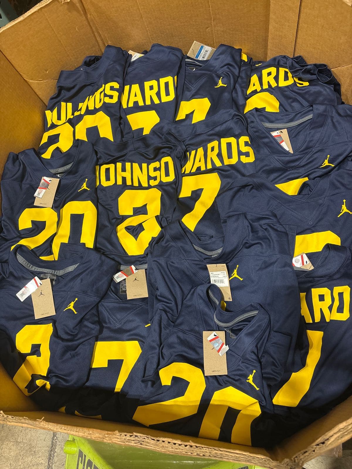 Michigan NCAA Football Jerseys Mixed Mens Sizing — photo 1 of 1